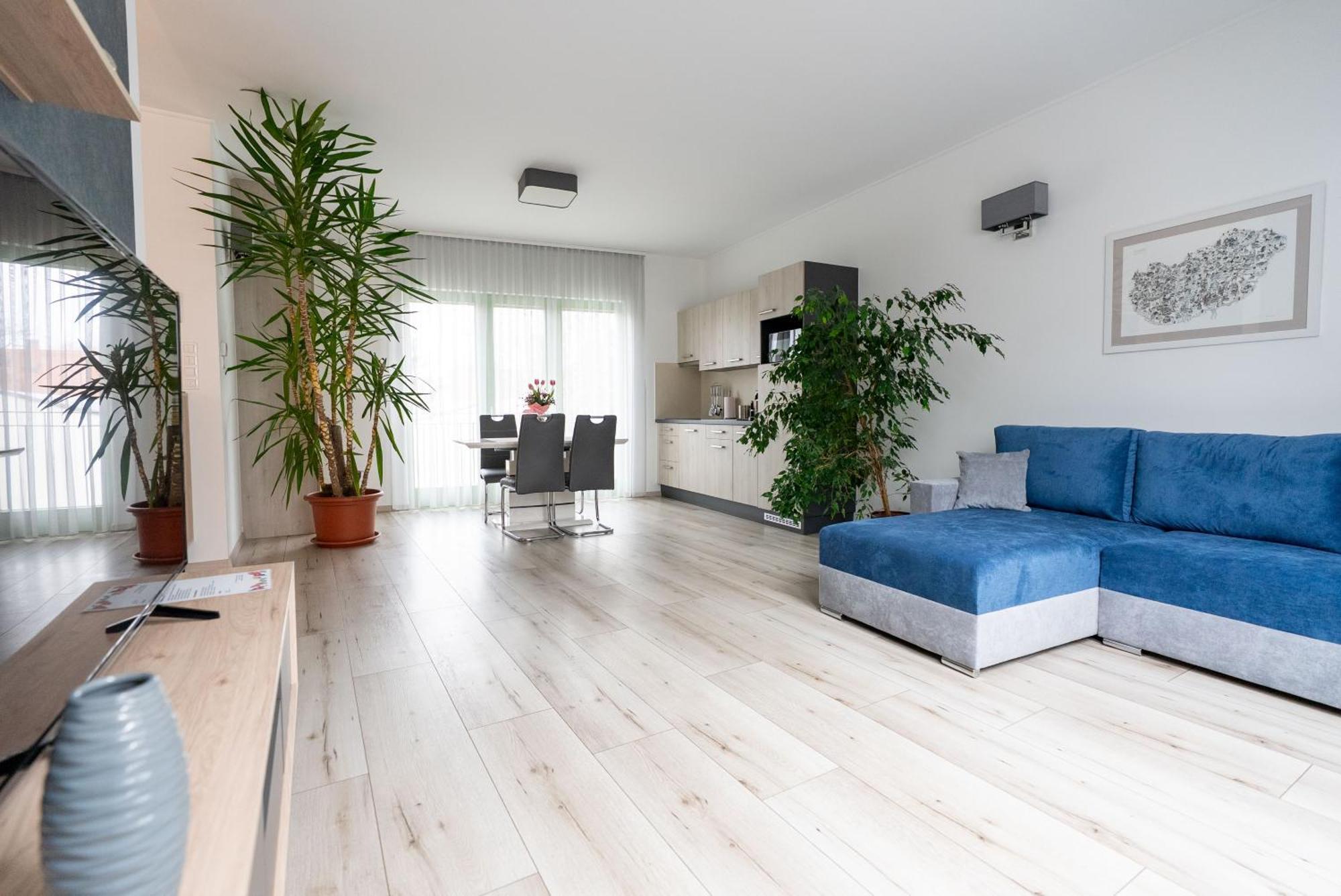 Jokai Apartman Dunafoldvar Zewnętrze zdjęcie
