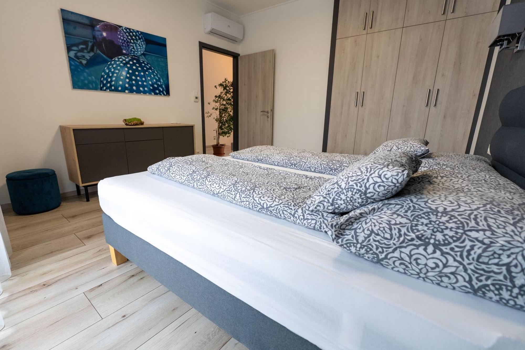 Jokai Apartman Dunafoldvar Zewnętrze zdjęcie