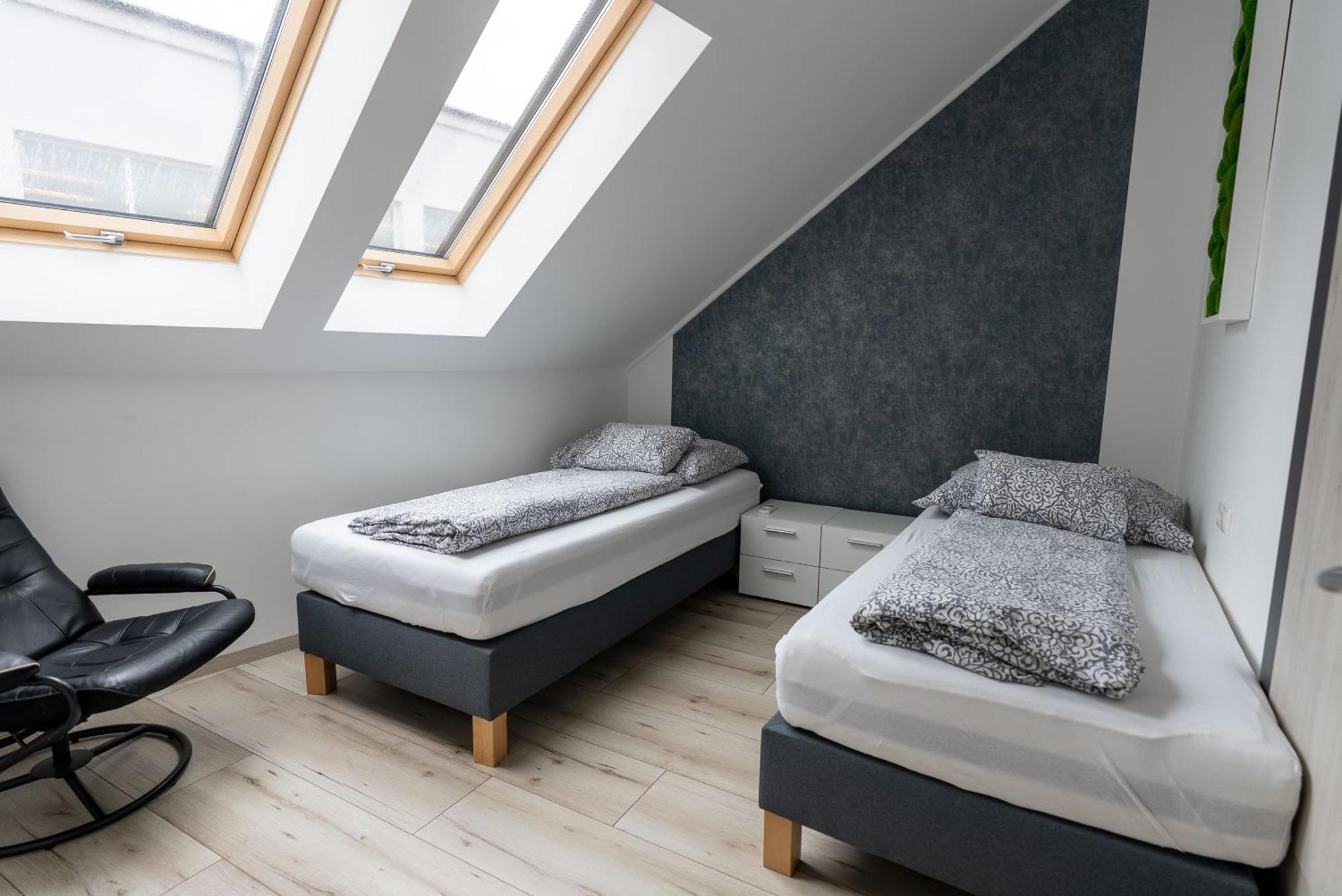 Jokai Apartman Dunafoldvar Zewnętrze zdjęcie